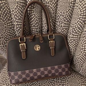 Giani Bernini Medium Monogram Crossbody Domed Satchel Bag Like New w/ Strap
